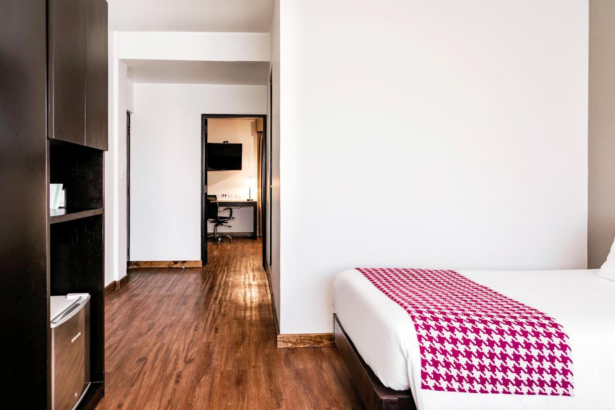 Hotel Wyndham Costa Del Sol Piura Extérieur photo