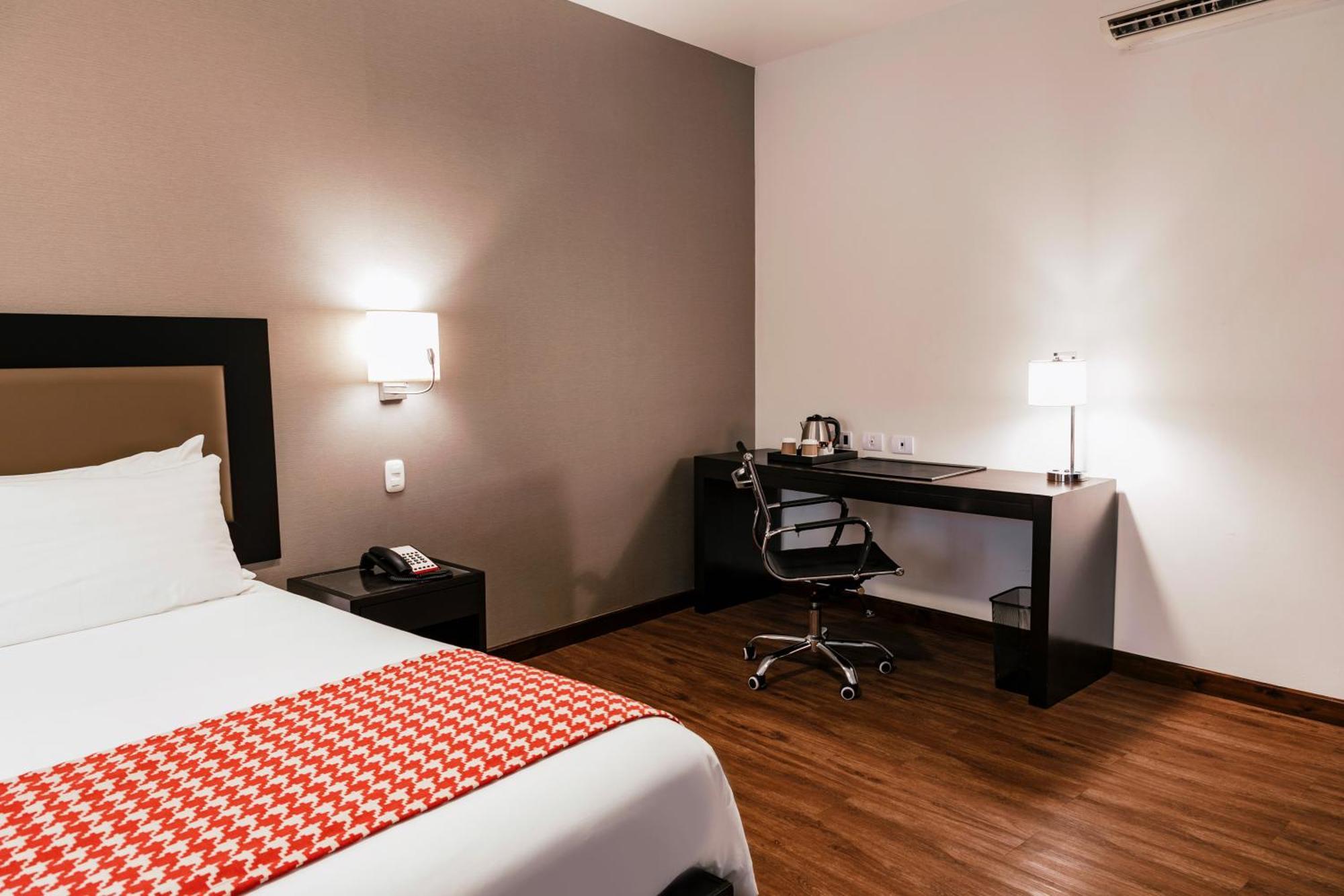 Hotel Wyndham Costa Del Sol Piura Extérieur photo
